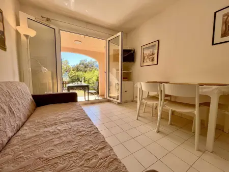 Appartement avec terrasse et piscine, 2 pièces, 4 couchages, à Cavalaire-sur-Mer - Photo 2