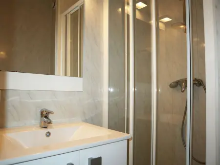 Appartement spacieux pour 10 personnes en station, balcons, en face des pistes - Photo 10