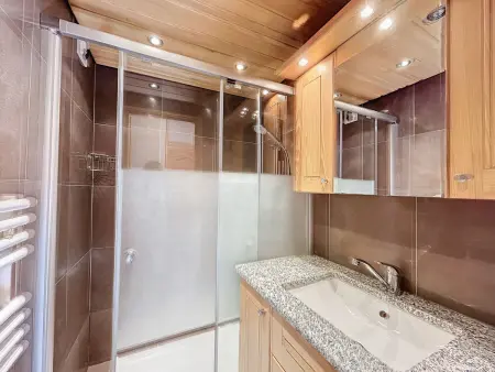 Appartement 3 pièces tout équipé avec balcon et box fermé, à 1,2 km du centre de Combloux - Photo 12