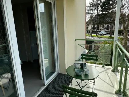 Appartement Moderne près de la Plage et du Centre - 2 Chambres, Balcon, Parking, Animaux Acceptés - Photo 4