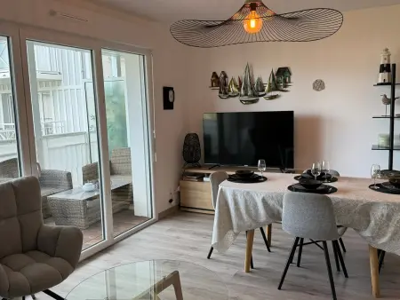 Charmant 2P avec balcon, proche plage et centre | Parking | Wifi | 4 pers | Cabourg - Photo 3