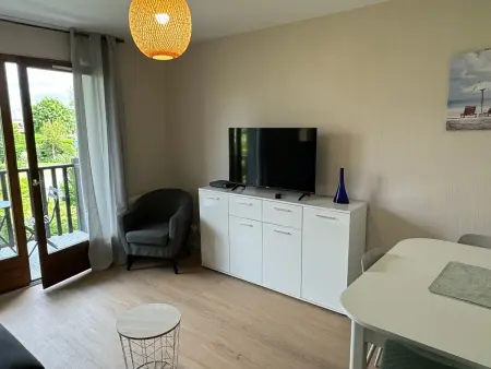 Appartement 2P rénové à Cabourg, proche plage et thalasso, avec balcon et parking, 4 pers. - Photo 1