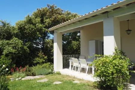 Ferienhaus in Villes-sur-Auzon, Maison à Villes-sur-Auzon avec Piscine - Photo 15