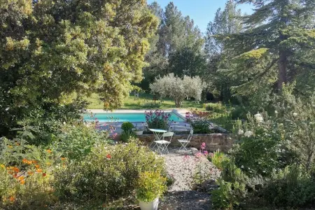 Ferienhaus in Villes-sur-Auzon, Maison à Villes-sur-Auzon avec Piscine - Photo 22