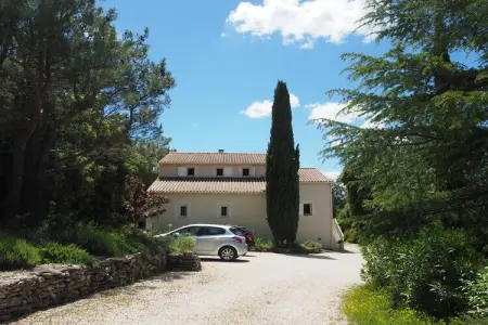 Ferienhaus in Villes-sur-Auzon, Maison à Villes-sur-Auzon avec Piscine - Photo 24
