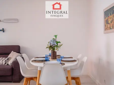 Appartement Rénové à Palamós: 2 Chambres, Plage et Commerces à Pied, Clim et Wifi - Photo 3