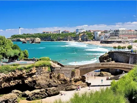 Studio rénové avec piscine, Wi-Fi, proche centre ville et plage - Photo 12