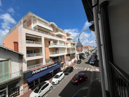 Arcachon Centre : T2 avec Parking, Loggia et Proche Plage - Photo 14