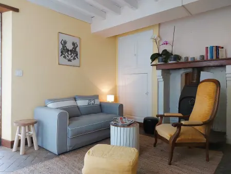 Gîte paisible avec jardin, proche nature et sites historiques, idéale pour détente et activités outdoor. - Photo 2