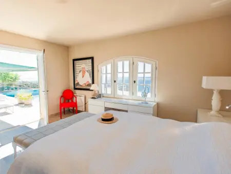 Lessix, Villa de luxe avec piscine chauffée et vue mer - Photo 5