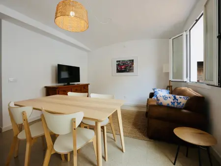 Appartement en bord de mer avec terrasse, BBQ, et WiFi à Sant Antoni de Calonge - Photo 7