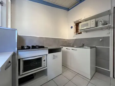 Pavillon à Gruissan avec Piscine, Terrasse et Parking Privé - 4 Couchages - Photo 7