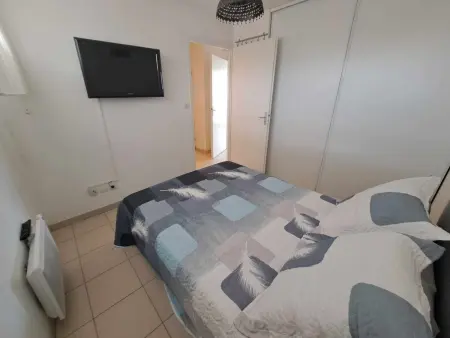 Appartement T2 avec Terrasse, Piscine et Parking Privé - Marseillan - Photo 7