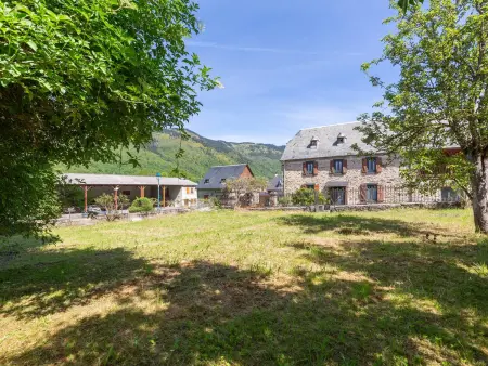 Maison rénovée 12 pers proche Loudenvielle avec Wifi et animaux admis - Photo 17