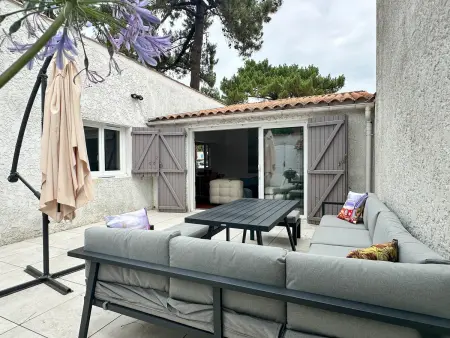 Villa rénovée 80m², 3 chambres, 8 pers, terrasse, parking - Photo 3