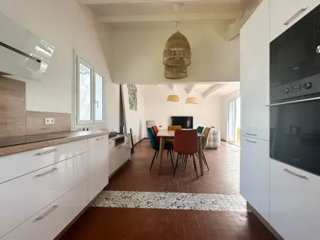 Villa rénovée 80m², 3 chambres, 8 pers, terrasse, parking - Photo 8