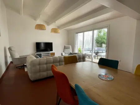 Villa rénovée 80m², 3 chambres, 8 pers, terrasse, parking - Photo 11