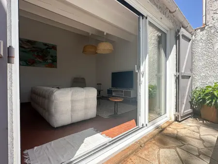Villa rénovée 80m², 3 chambres, 8 pers, terrasse, parking - Photo 23