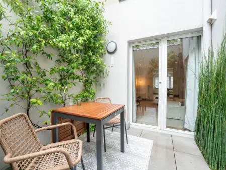 Villa George with terrace, Appartement 3 personnes à Oostende - Photo 1