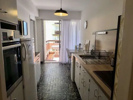Appartement 2P avec terrasses, parking privé, à 100m des plages - Juan-les-Pins - Photo 4