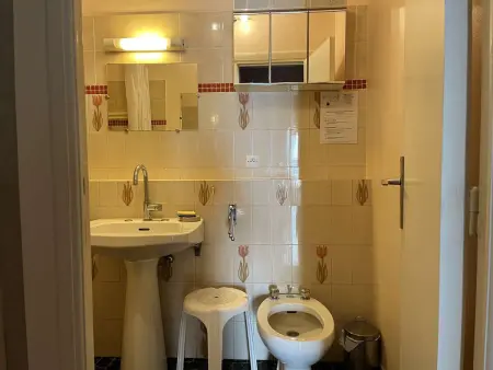 Appartement 2P avec terrasses, parking privé, à 100m des plages - Juan-les-Pins - Photo 12