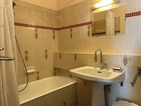 Appartement 2P avec terrasses, parking privé, à 100m des plages - Juan-les-Pins - Photo 13