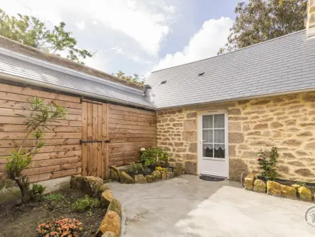 Charmante Maison en Pierre avec Jardin Privé, Gite 2 personnes à Gatteville le Phare - Photo 4