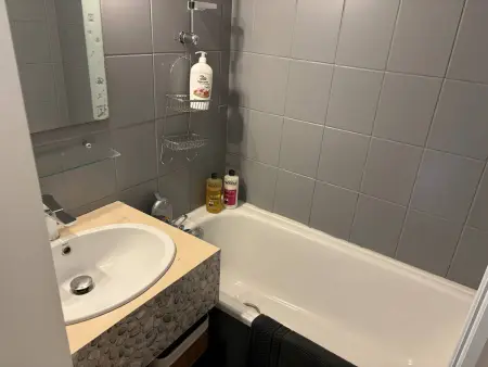 Duplex avec balcon, accès direct plage, parking privatif - Photo 7