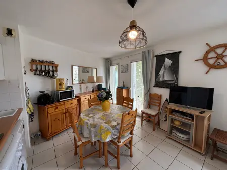 Appartement lumineux au port de plaisance des Sables-d'Olonne avec balcon et équipements modernes - Photo 2