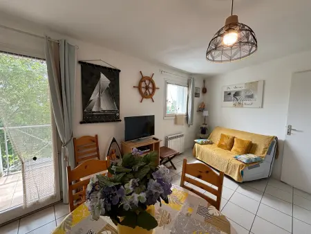 Appartement lumineux au port de plaisance des Sables-d'Olonne avec balcon et équipements modernes - Photo 3
