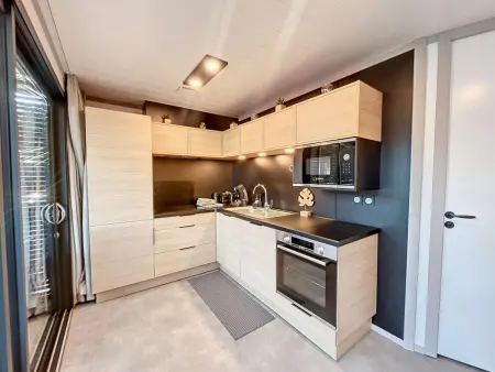 Chalet de Standing à Jullouville: 6 Couchages, Piscine Chauffée, Proche Plage et Commerces, WiFi Gratuit - Photo 1