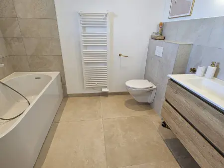 Maison moderne neuve avec piscine privée, clim et WiFi à Solenzara - Photo 16