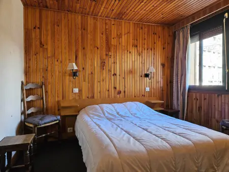 Chalet cosy 9 pers, grand balcon, près des pistes, parking privé - Photo 1
