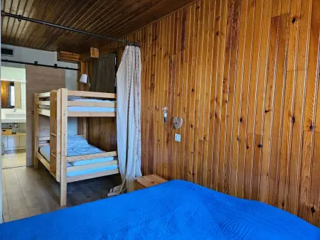 Chalet cosy 9 pers, grand balcon, près des pistes, parking privé - Photo 2