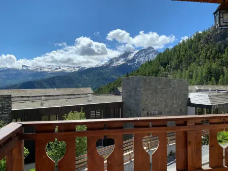 Chalet cosy 9 pers, grand balcon, près des pistes, parking privé - Photo 14
