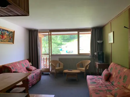 Studio 4 personnes, front de piste avec balcon Sud - Photo 1