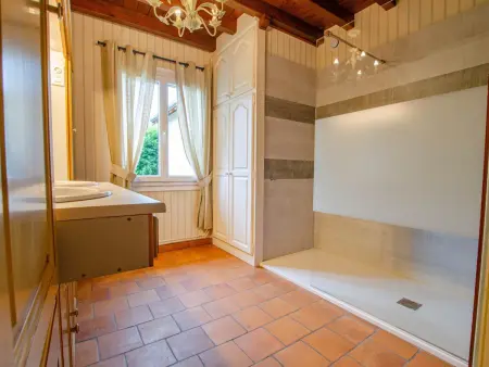 Maison rénovée 4 chambres avec jardin clos, proche lacs et loisirs, à 25 min de Troyes - Photo 9