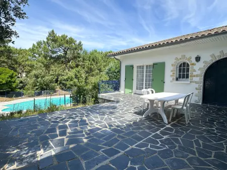 Villa spacieuse avec piscine et jardin pour 15 pers. - Photo 2