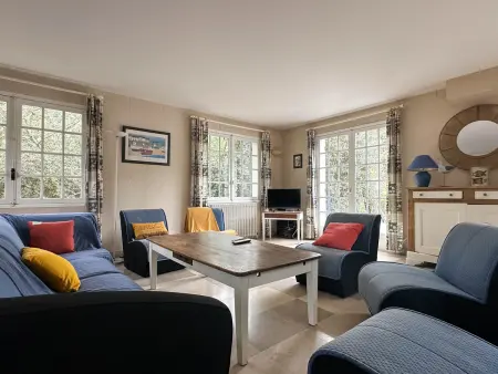 Villa spacieuse avec piscine et jardin pour 15 pers. - Photo 6
