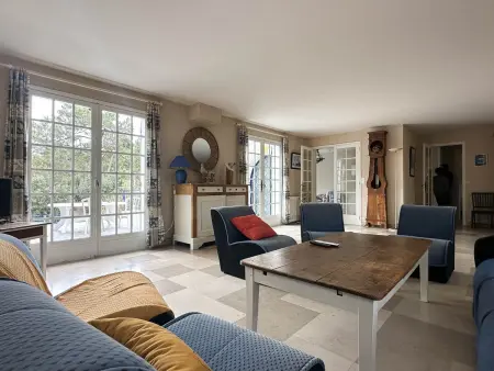 Villa spacieuse avec piscine et jardin pour 15 pers. - Photo 7