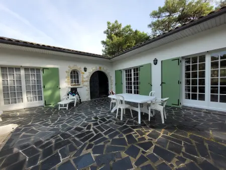 Villa spacieuse avec piscine et jardin pour 15 pers. - Photo 12