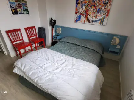 Appartement en duplex avec piscine, proche plage et piste cyclable à Urrugne - Photo 6