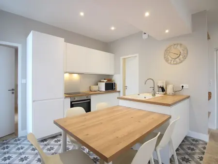 Bel appartement T3 avec terrasse et wifi au centre de La Bourboule - Photo 2