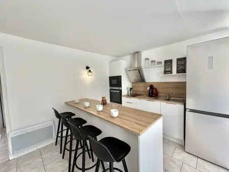 Appartement T3 avec Piscine Privée et Jardin à Porticcio, Près des Plages et de l'Aéroport - Photo 4