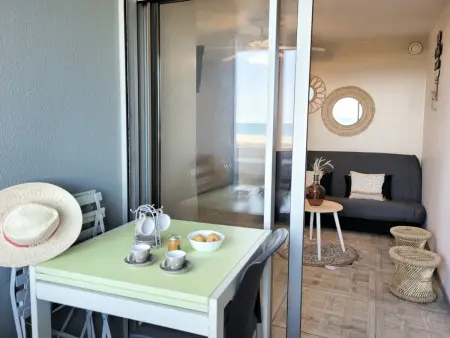 Canet-en-Roussillon - T2 moderne 4 pers, accès direct plage, terrasse vue mer - Photo 2