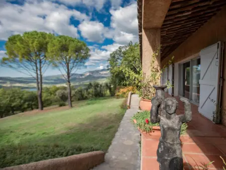La porteuse deau, Villa avec vue panoramique et grande piscine - Photo 32