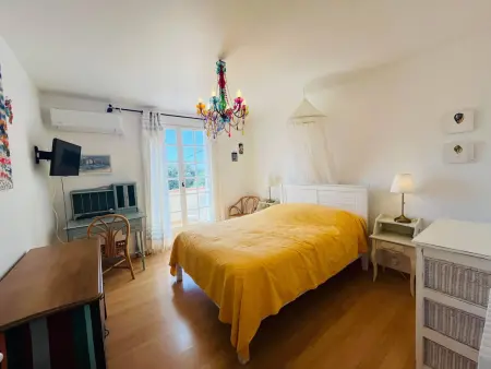 Villa 4 pièces à Calvi avec piscine, jardin et terrasses, à 1 km de la plage - Photo 3