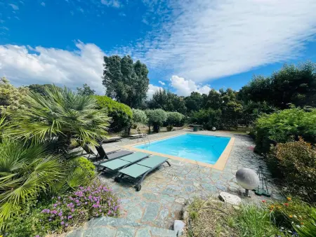 Villa 4 pièces à Calvi avec piscine, jardin et terrasses, à 1 km de la plage - Photo 9