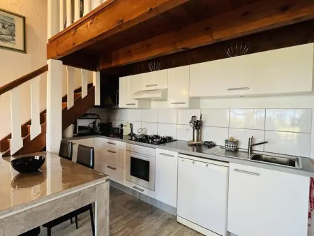 Appartement T3 avec terrasse, climatisation et parking - Lumio - Photo 2