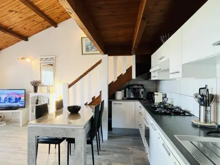 Appartement T3 avec terrasse, climatisation et parking - Lumio - Photo 9